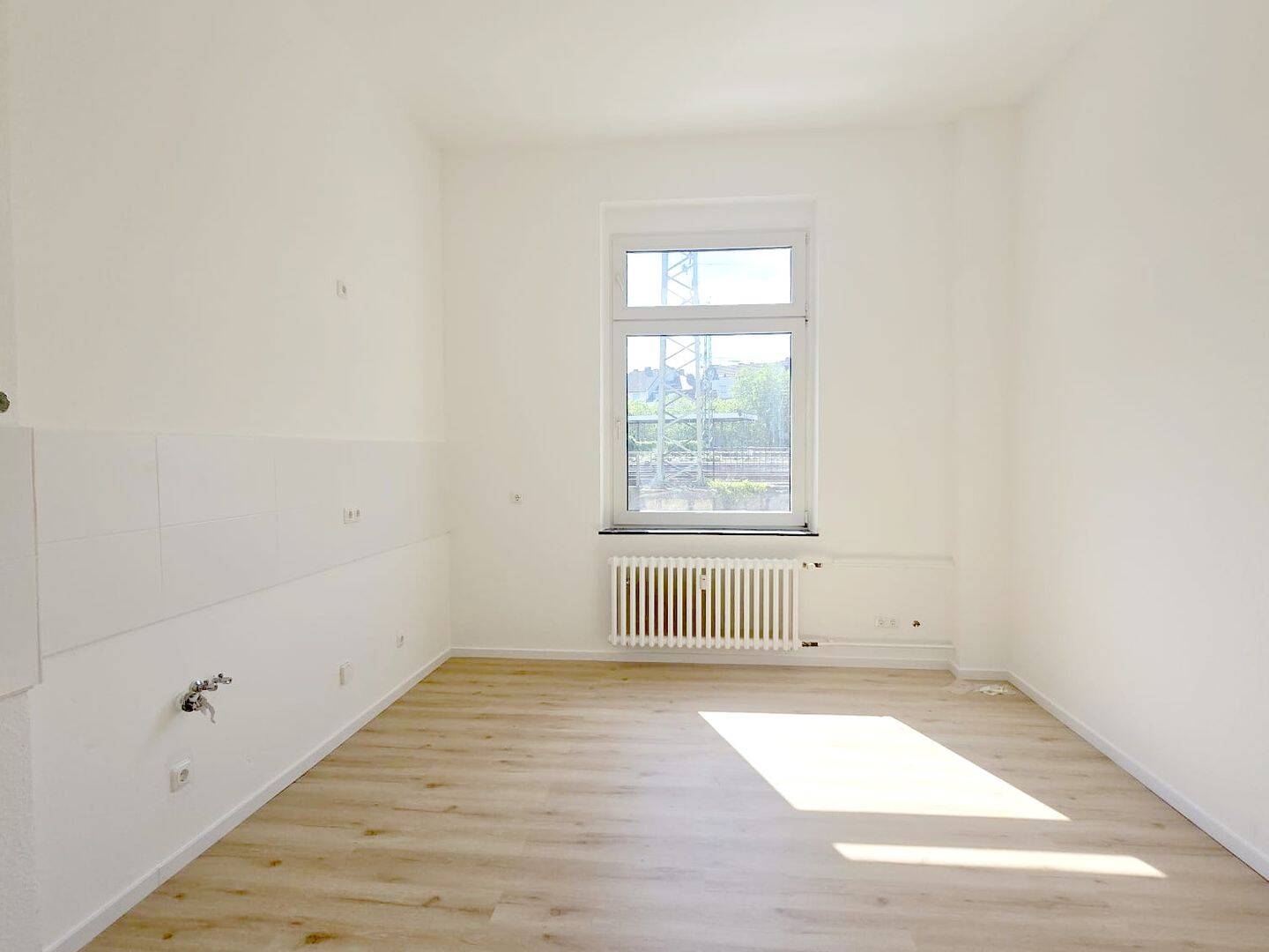 Schöne 1-Zimmer-Wohnung im 1. Obergeschoss im Herzen Düsseldorfs – Düsseldorf – Vorschaubild 7