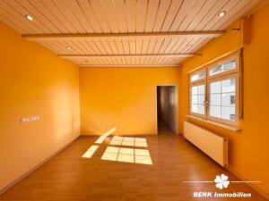 BERK Immobilien - Charmante Doppelhaushälfte mit vielseitigen Nutzungsmöglichkeiten in Offenbach-Bürgel – 63075 Offenbach am Main – Vorschaubild 7