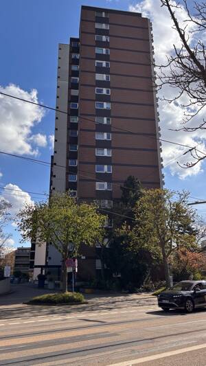 Sie wohnen über den Dächern von Karlsruhe, 2-Zimmerwohnung