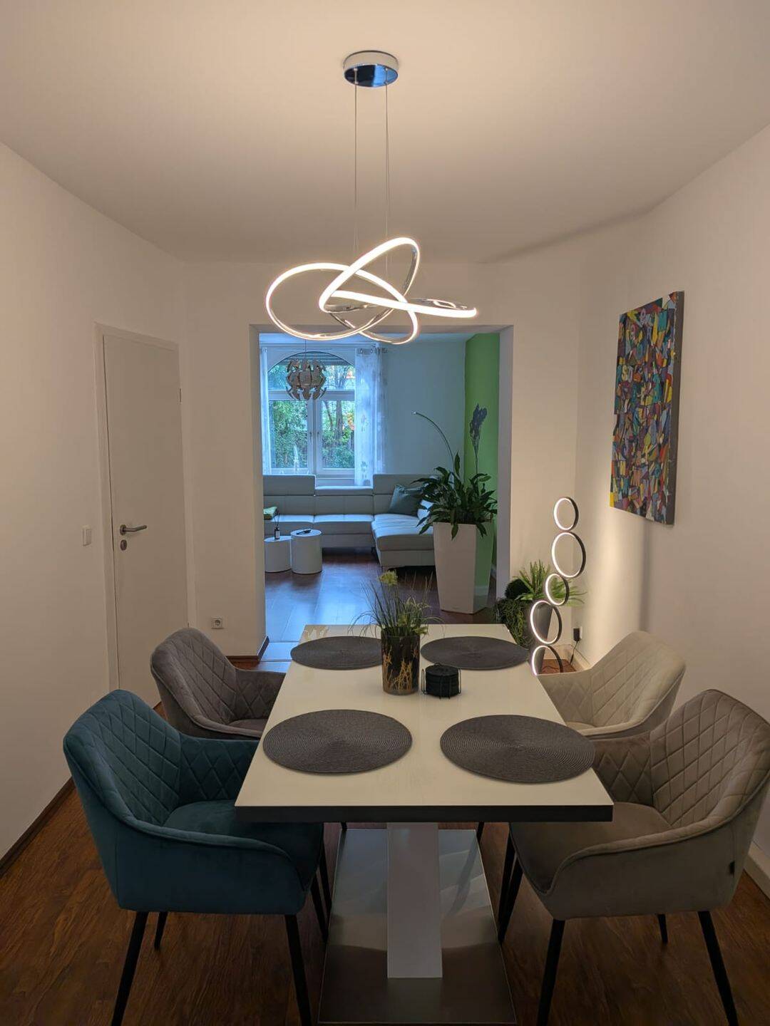 Moderne 2-Zimmer Wohnung mit Balkon in Nürnberg Dutzendteich