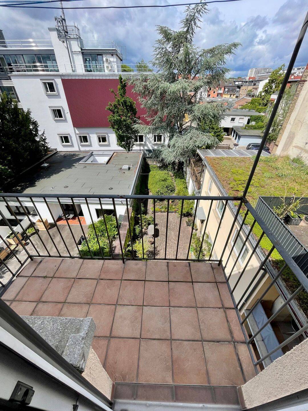 1,5 Zimmer mit Balkon - Stadtmitte