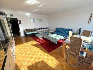 Vermietetes Apartment mit Balkon und Tiefgarage – 22159 Hamburg – Vorschaubild 7
