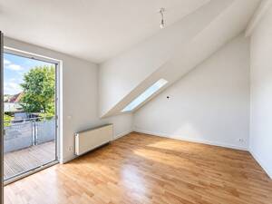 Ein Zuhause zum Ankommen - charmante 2-Zimmer-Dachgeschosswohnung mit Balkon! Bezugsfrei & renoviert – 13089 Berlin – Vorschaubild 5