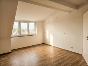 Erstbezug: Lichtdurchflutete neu erbaute Dachgeschosswohnung über dem Norden Ingolstadts – 85055 Ingolstadt – Vorschaubild 2