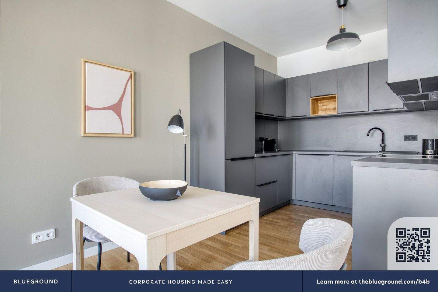 Super zentral gelegene 2 Zimmer Wohnung direkt am Hackeschen Markt. Vollmöbliert und ausgestattet – Berlin – Vorschaubild 4