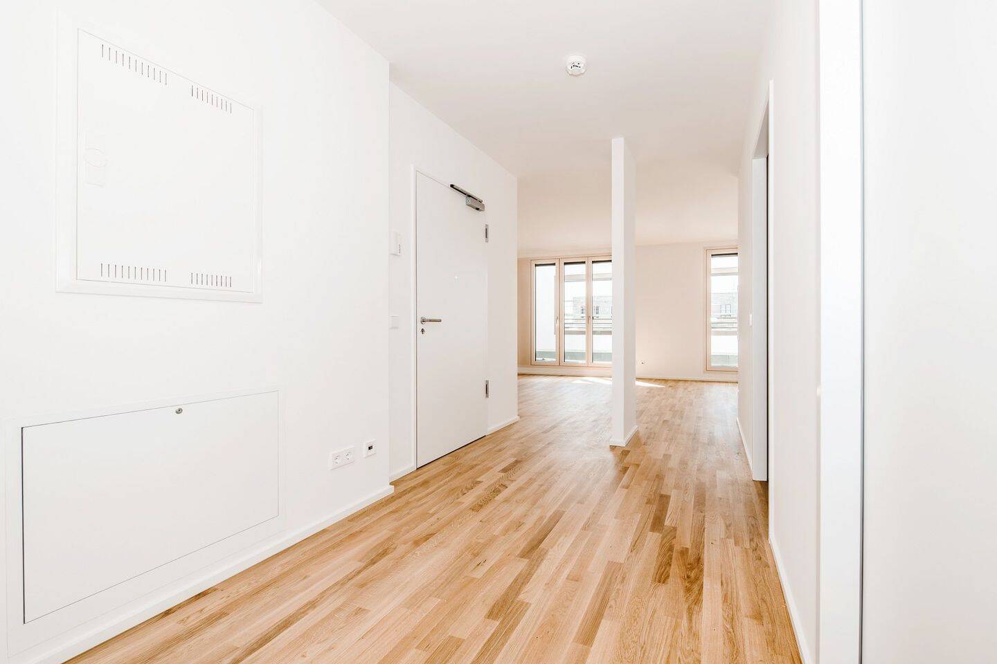 3-Zimmer-Wohnung mit Terrasse und EBK – München – Vorschaubild 4