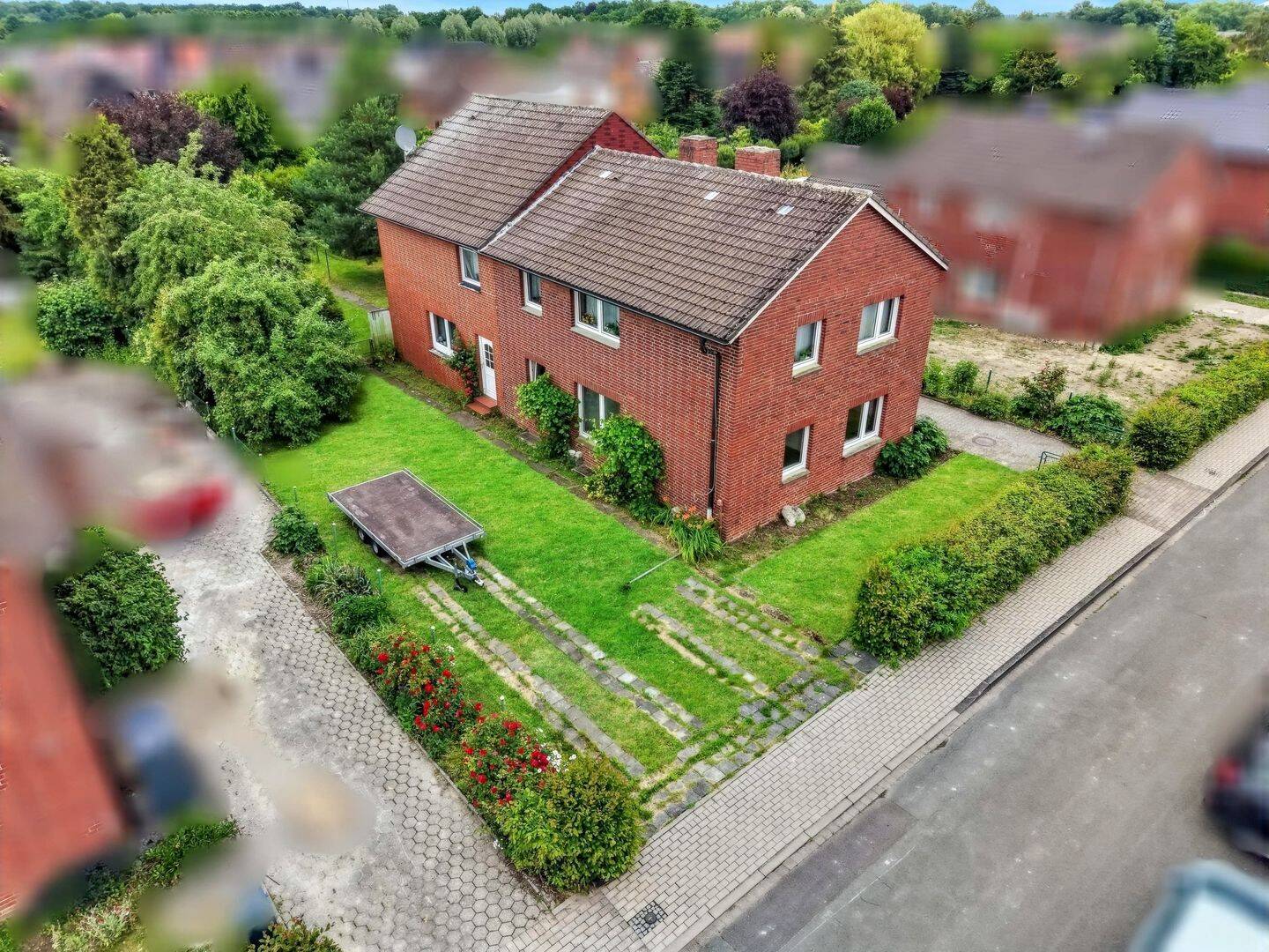 Großzügiges Anwesen mit 2.550 m² Grundstück, Wiese und Platz für Mensch & Tier – Ahlen – Vorschaubild 4