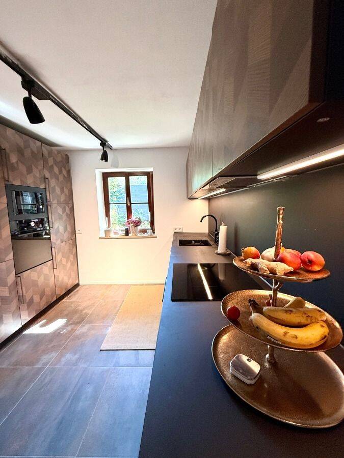 Architektur mit Charakter - modernes Einfamilienhaus mit Einliegerwohnung und schönem Bergblick – Bergen – Vorschaubild 9