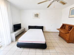 Exklusive 1-Zimmer-Wohnung mit Balkon, Skylineblick & TG-Stellplatz in Bestlage Bockenheim – 60486 Frankfurt am Main – Vorschaubild 7