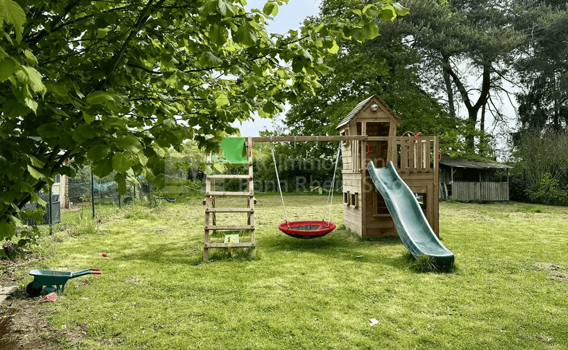 Etagenwohnung in 51067 Köln mit 90,1 m² kaufen