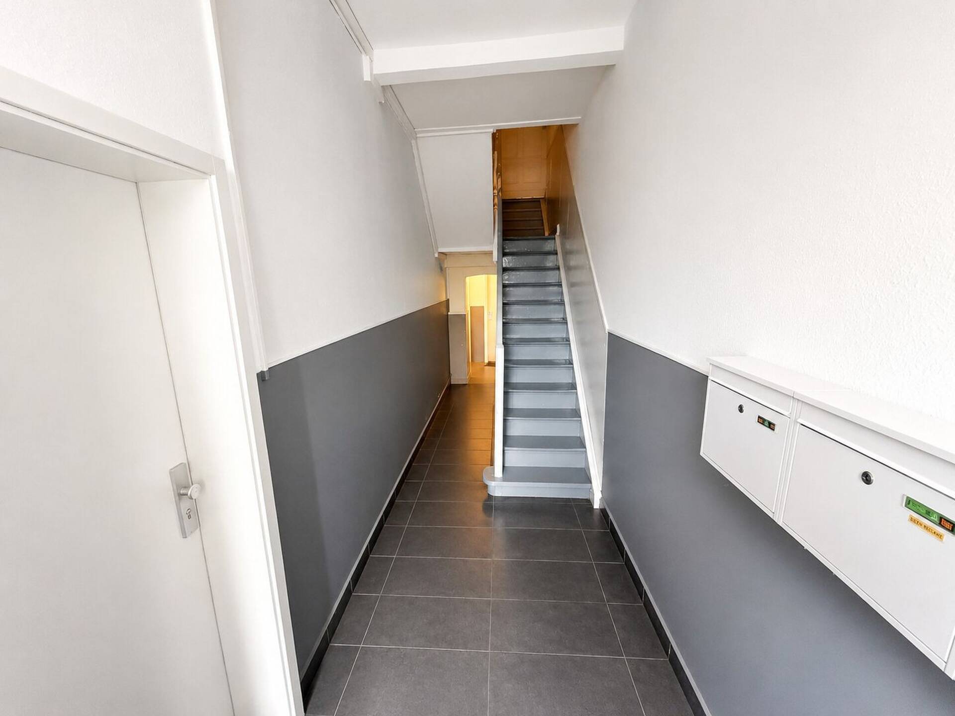 Mehrfamilienhaus in 50827 Köln mit 290 m² kaufen