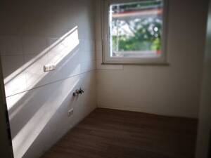 Zum Einzug frisch renovierte und sanierte 3-Zimmer-Wohnung mit Balkon – 47138 Duisburg – Vorschaubild 6