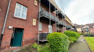 ACHTUNG SOMMERAKTION ! Renovierte 2,5- Raum- Wohnung mit Balkon frei ab 01.09.2026 ! – Am Himgesberg 9, 47259 Duisburg-Süd – Vorschaubild 6