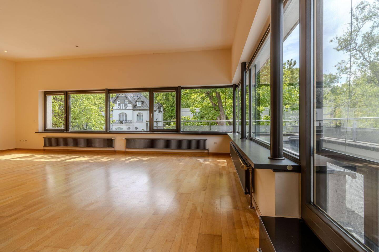 Dachterrassentraum in loftartiger Endetage mit großzügiger Aufteilung und TG-Stellplatz! – Hamburg – Vorschaubild 8
