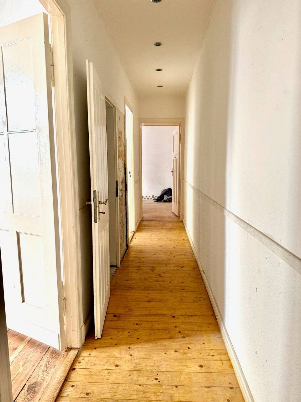 Your Blank Canvas in the Heart of Friedrichshain – Berlin – Vorschaubild 8