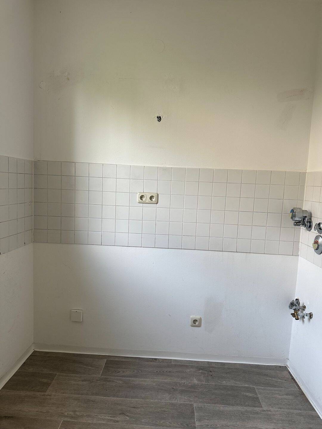 ++ 1-Raum-Wohnung in Reusa mit Balkon, Einbauküche ++ – Plauen – Vorschaubild 6