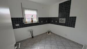 Modernisiertes Zuhause zum Wohlfühlen - Einfamilienhaus mit Wintergarten und Gartenidylle – 7751 Jena – Vorschaubild 2