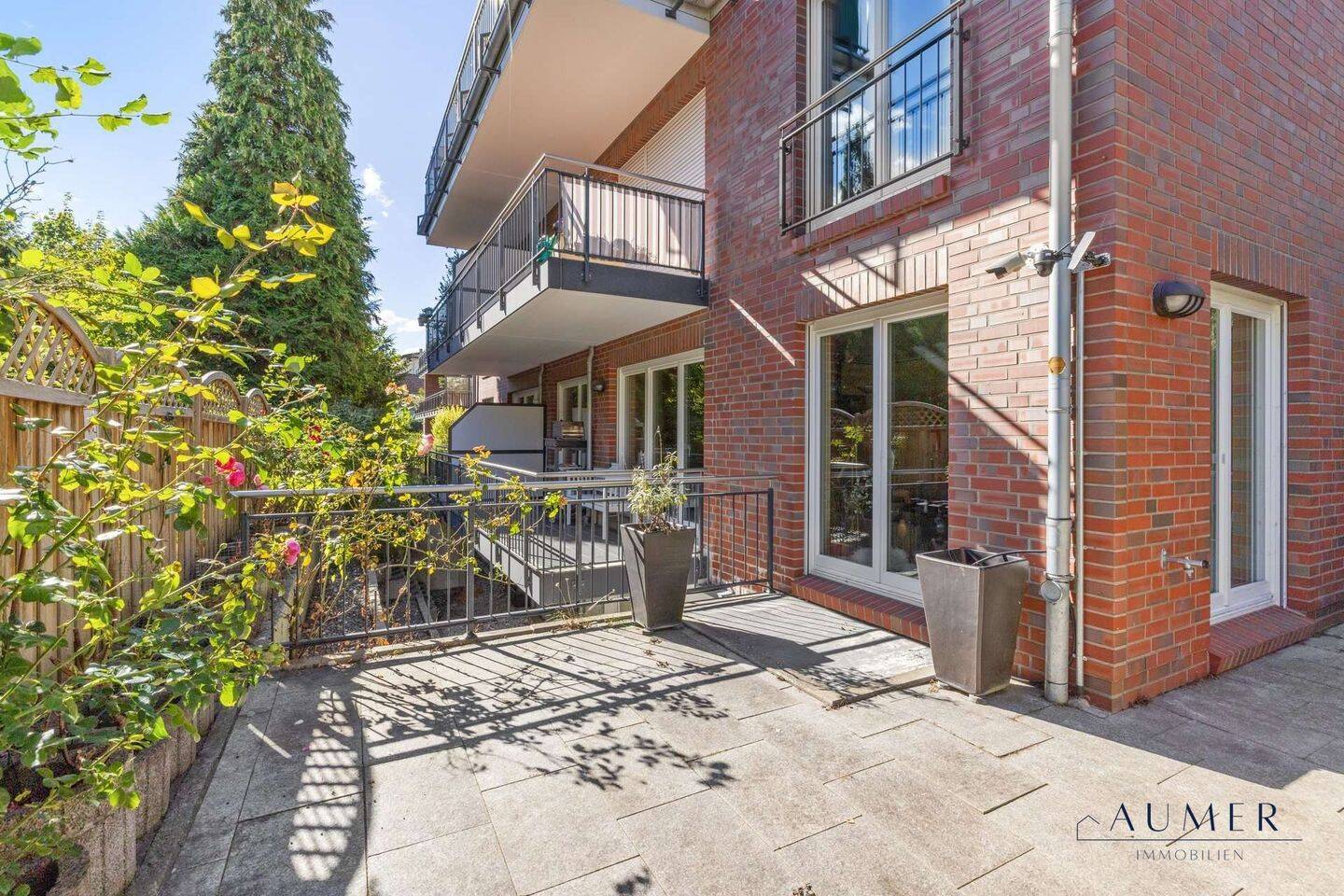 Hochwertige Maisonettewohnung mit großzügiger Terrasse, Balkon und Tiefgaragenstellplatz – Hamburg – Vorschaubild 6