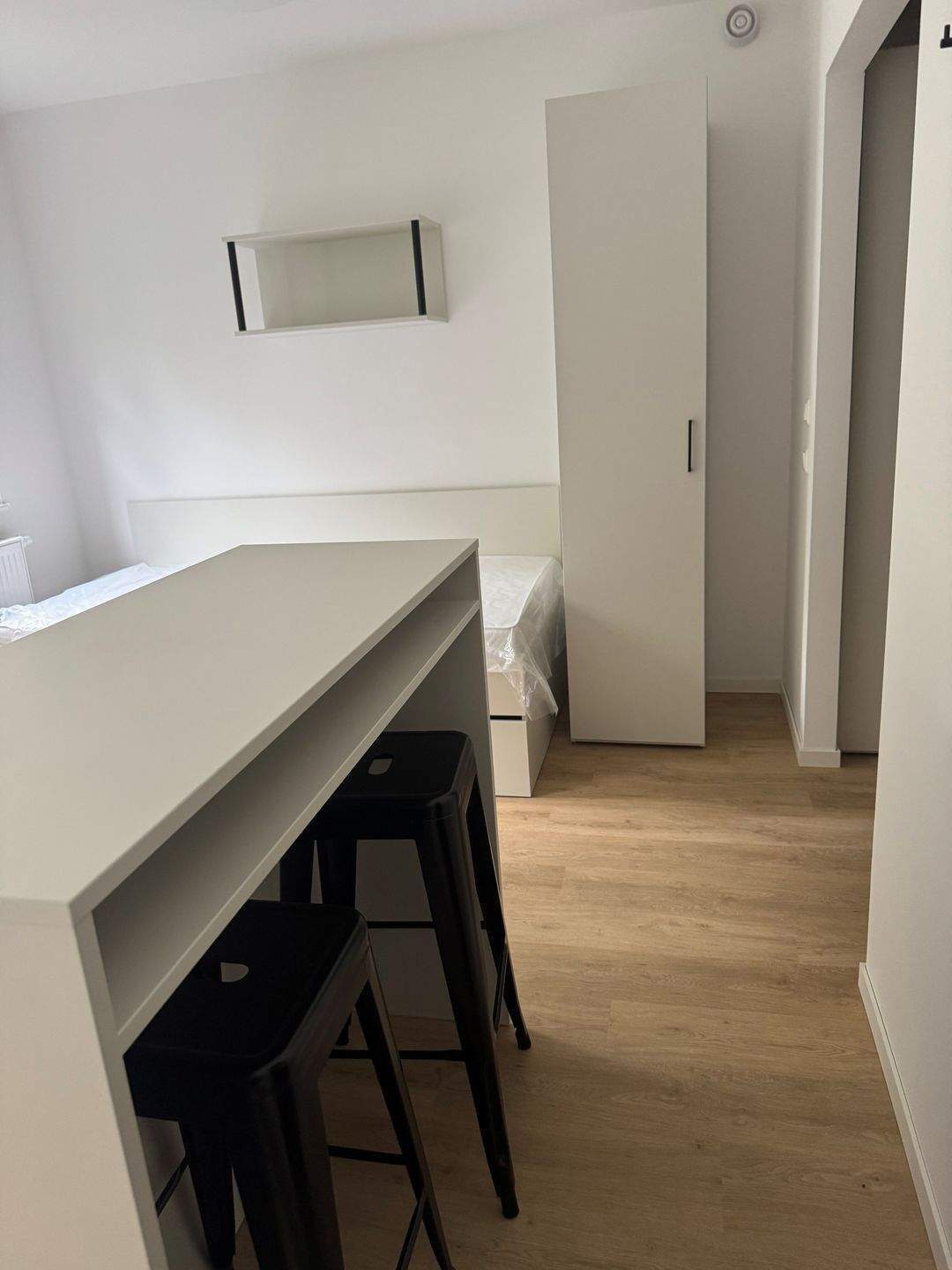 Möbliertes Apartment für 2 Personen mit Balkon im grünen Berlin-Pankow – Berlin – Vorschaubild 5