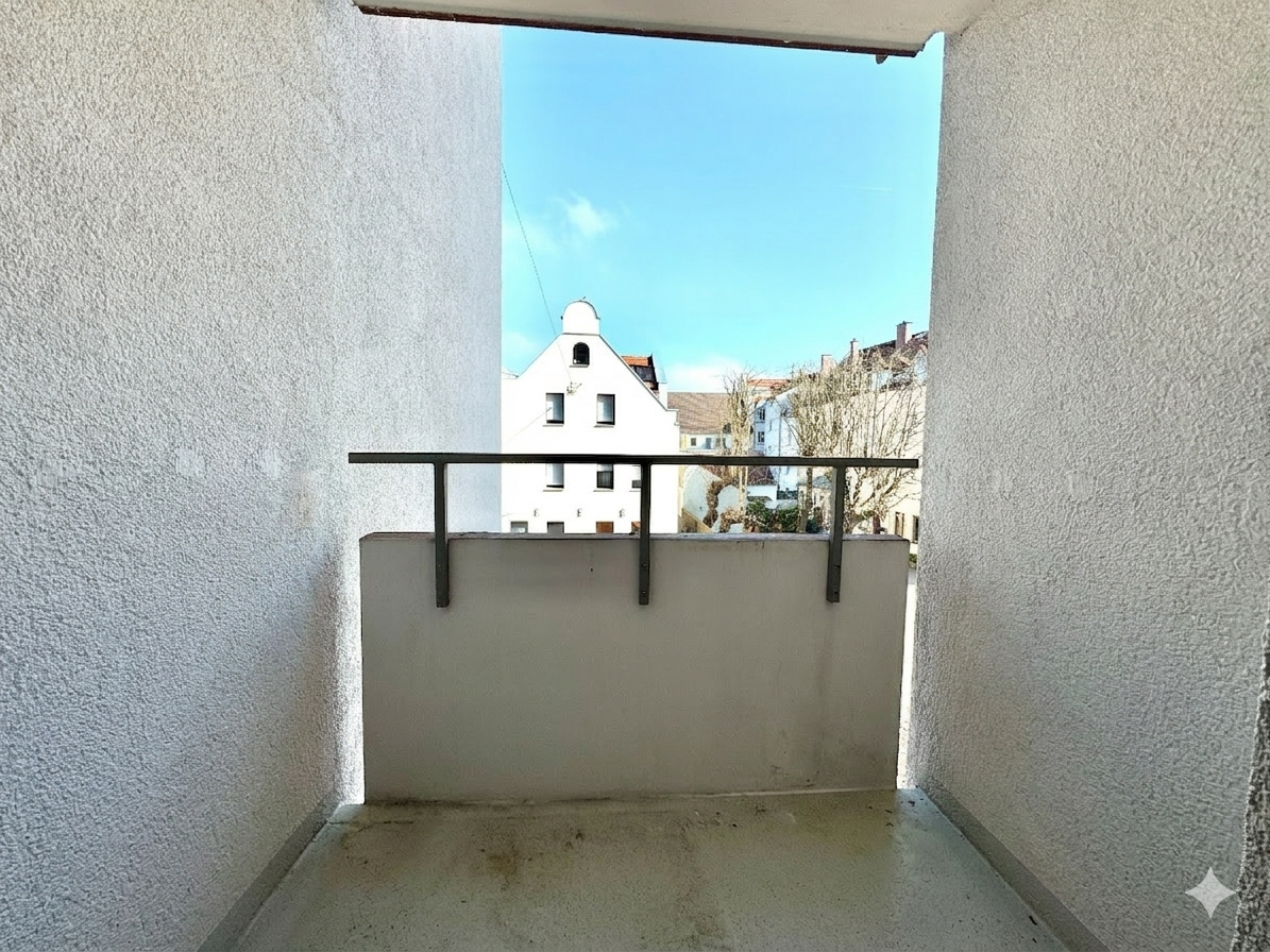 GERÄUMIGE, GUT GESCHNITTENE 3-ZKB-WOHNUNG IN ZENTRUMSNAHER WOHNLAGE NAHE DEM LECH ZUR KAPITALANLAGE – Augsburg – Vorschaubild 9