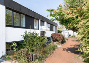 Besonderes Reihenhaus mit Atrium und individuellem Gestaltungspotenzial in begehrter Lage – 28355 Bremen – Vorschaubild 2
