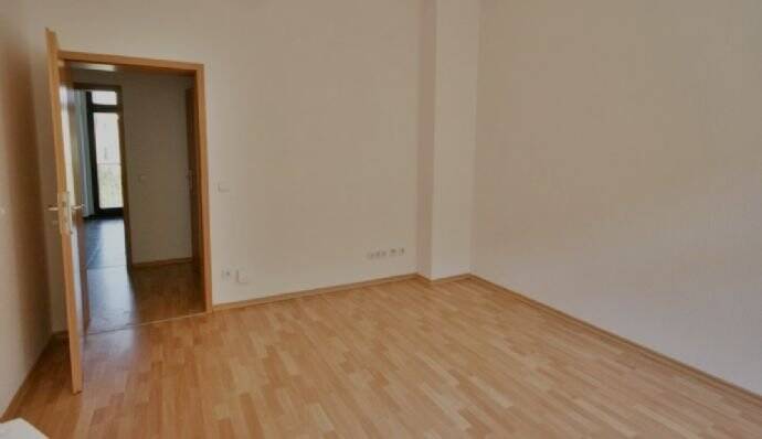 Besser gehts nicht...2,5 -Zimmer- mit Balkon + Stellplatz – Chemnitz – Vorschaubild 2