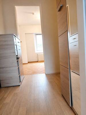 Bezugsfreie Dachgeschosswohnung in Düsseldorf/ Bilk mit Blick auf den Fernsehturm – 40223 Düsseldorf – Vorschaubild 4