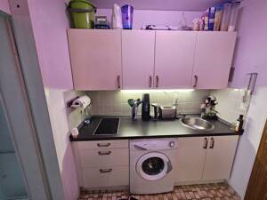 Top gepflegtes und vermietetes Apartment mit Loggia in Regensburg – 93057 Regensburg – Vorschaubild 3