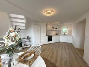 Vollmöblierte 2,5-Zimmer-Maisonette mit Tageslichtbad & Kellerraum - Neubau 2024 in Köln Mülheim! – 51065 Köln – Vorschaubild 8