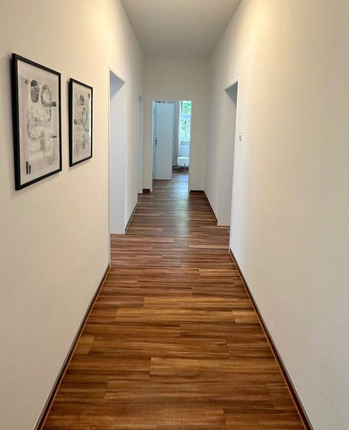 ***Modern-Möbliert! Für max. 4 Personen! - EG - 4 ZKDB Wohnung, EBK, zentral in MG-Rheydt*** – Mönchengladbach – Vorschaubild 5