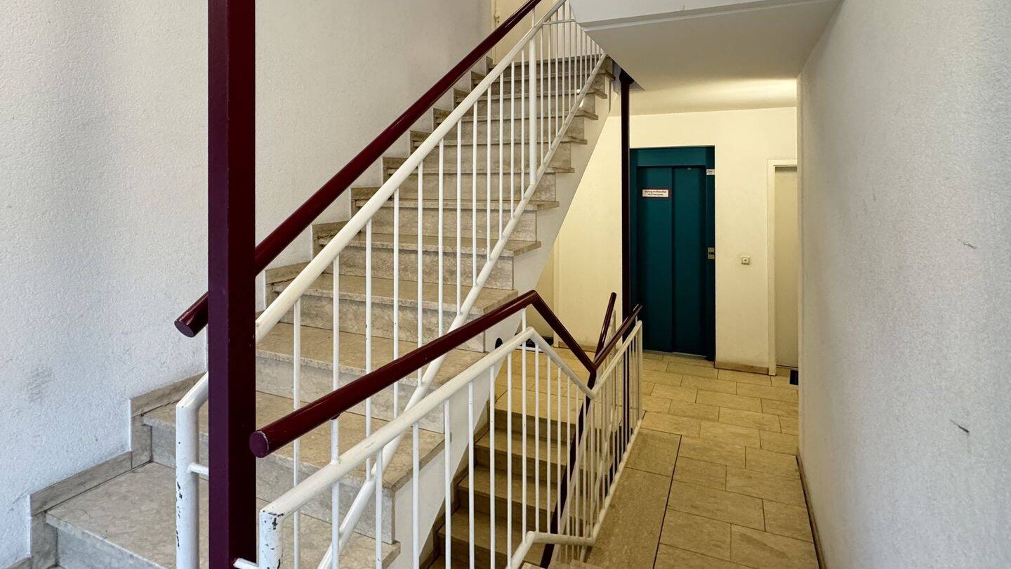 Gut geschnittene 2 Zimmer Wohnung mit TG Stellplatz in Wiesbaden! – Wiesbaden – Vorschaubild 8