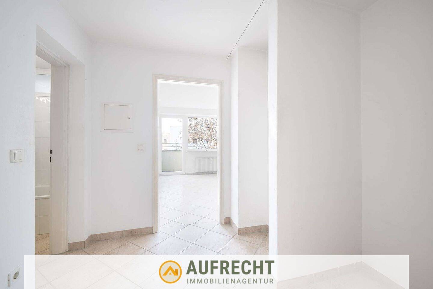 AUFRECHT °Hoch hinaus wohnen° - Charmantes 1-Zi.-Apartment mit Balkon – München – Vorschaubild 6