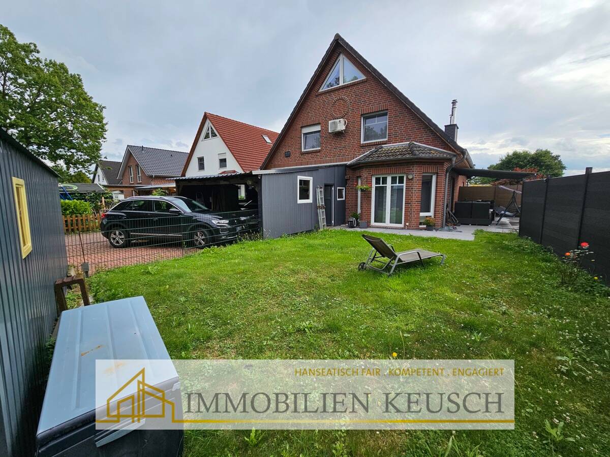 Viel Platz zum kleinen Preis - DHH über drei Etagen mit Whirlpool & überdachter Terrasse