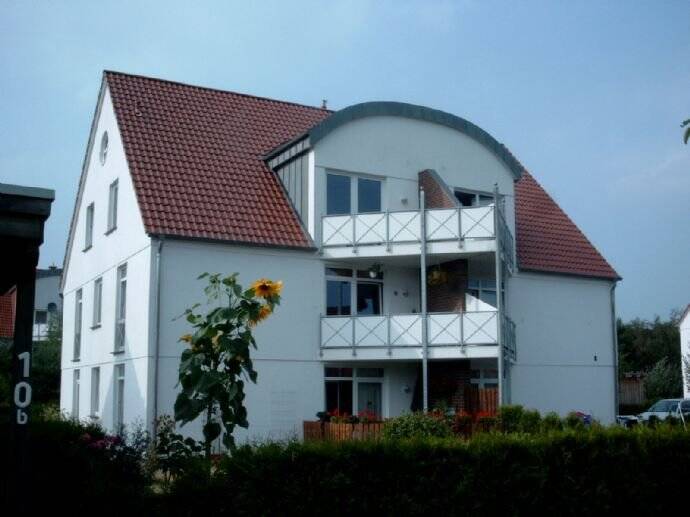 Schöne, helle Oberwohnung mit Balkon und Stellplatz - Tolle Wohnanlage