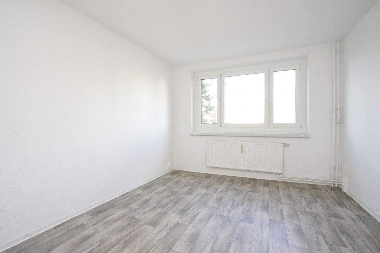 Balkon / Aufzug / Bad mit Fenster – Chemnitz – Vorschaubild 8
