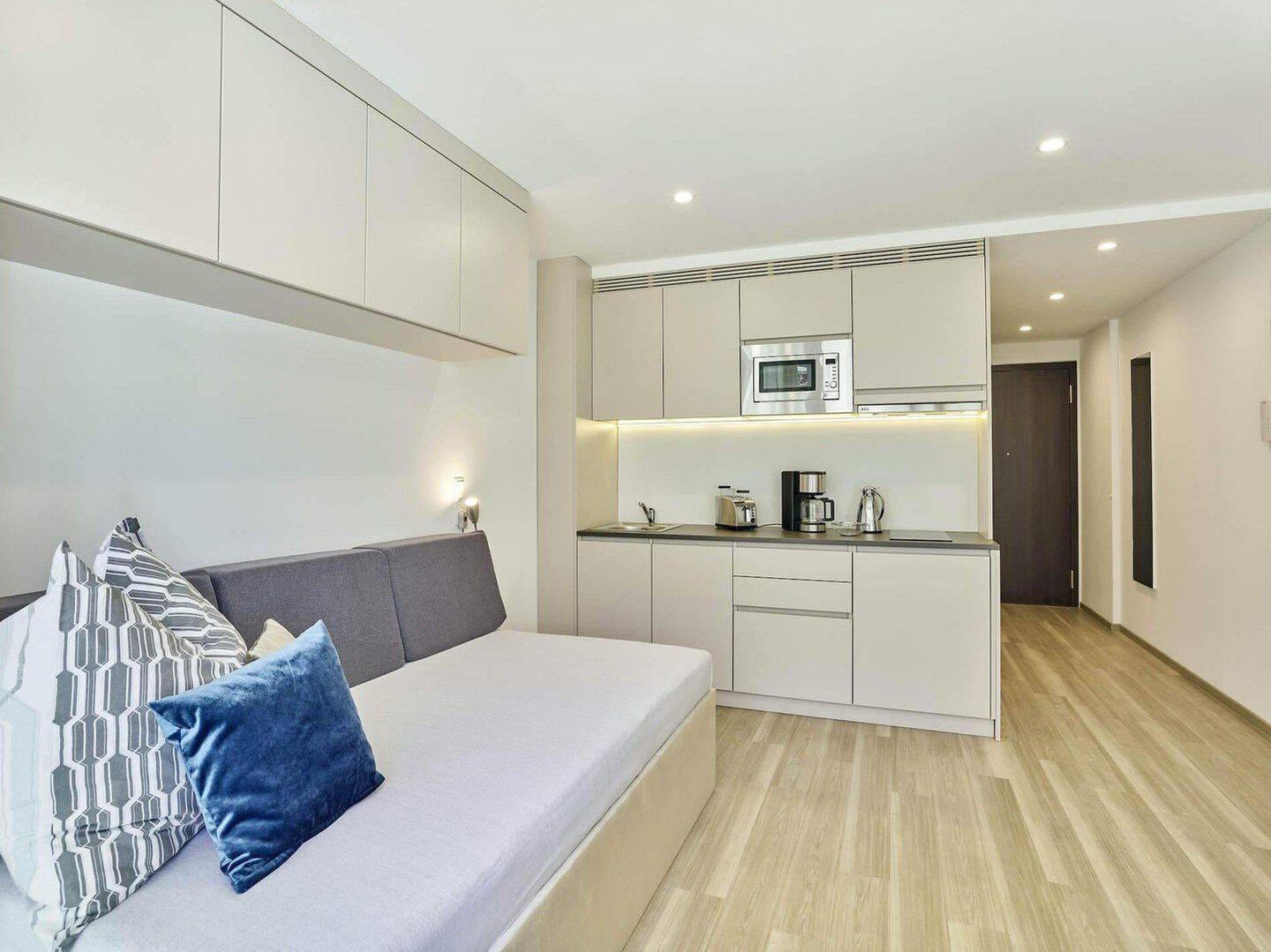 Wunderschönes voll möbliertes Apartment in Stuttgart – Stuttgart – Vorschaubild 3