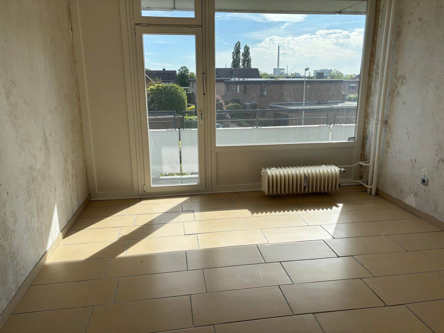 Raum für einen neuen Lebensabschnitt: Renovierungsbedürftige 3-Zimmer Wohnung in Krefeld - Uerdingen – Krefeld – Vorschaubild 8
