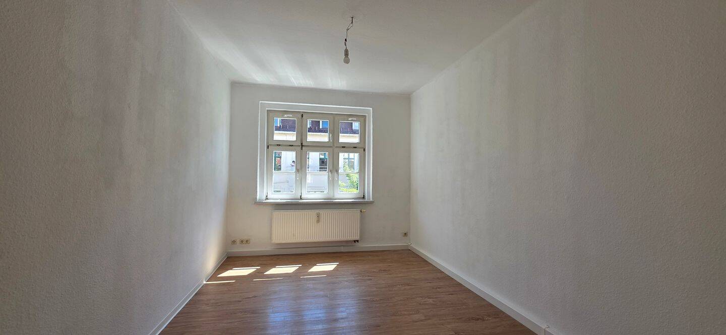 2-Raum-Etagenwohnung mit Einbauküche ab sofort in der Görlitzer Südstadt zu mieten!