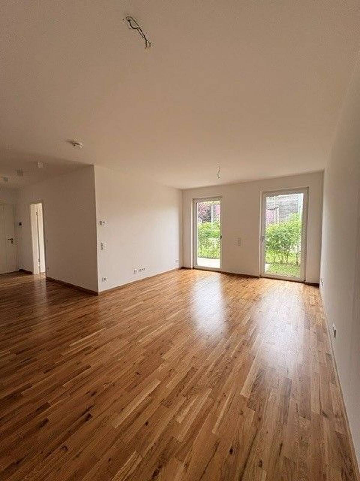 SÜDEN.LIEBE * 2 Zimmer * ideal für Paare/Singles * Fußbodenheizung *10/26 – 4275 Leipzig – Bild 1 von 9