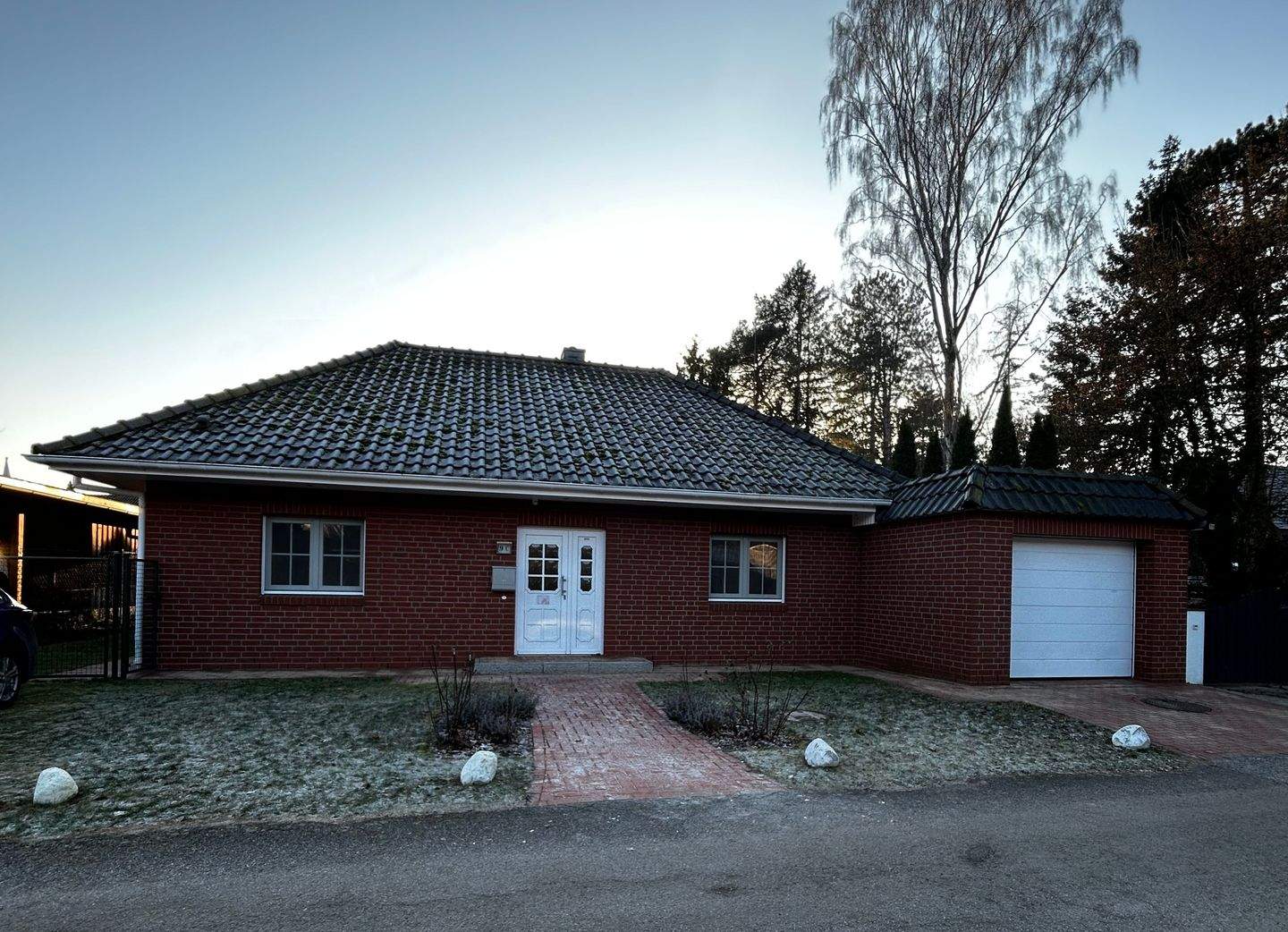 Schöner Bungalow mit Kamin & Garten - nahe Lübeck und Ostsee – Ratekau – Bild 1 von 9