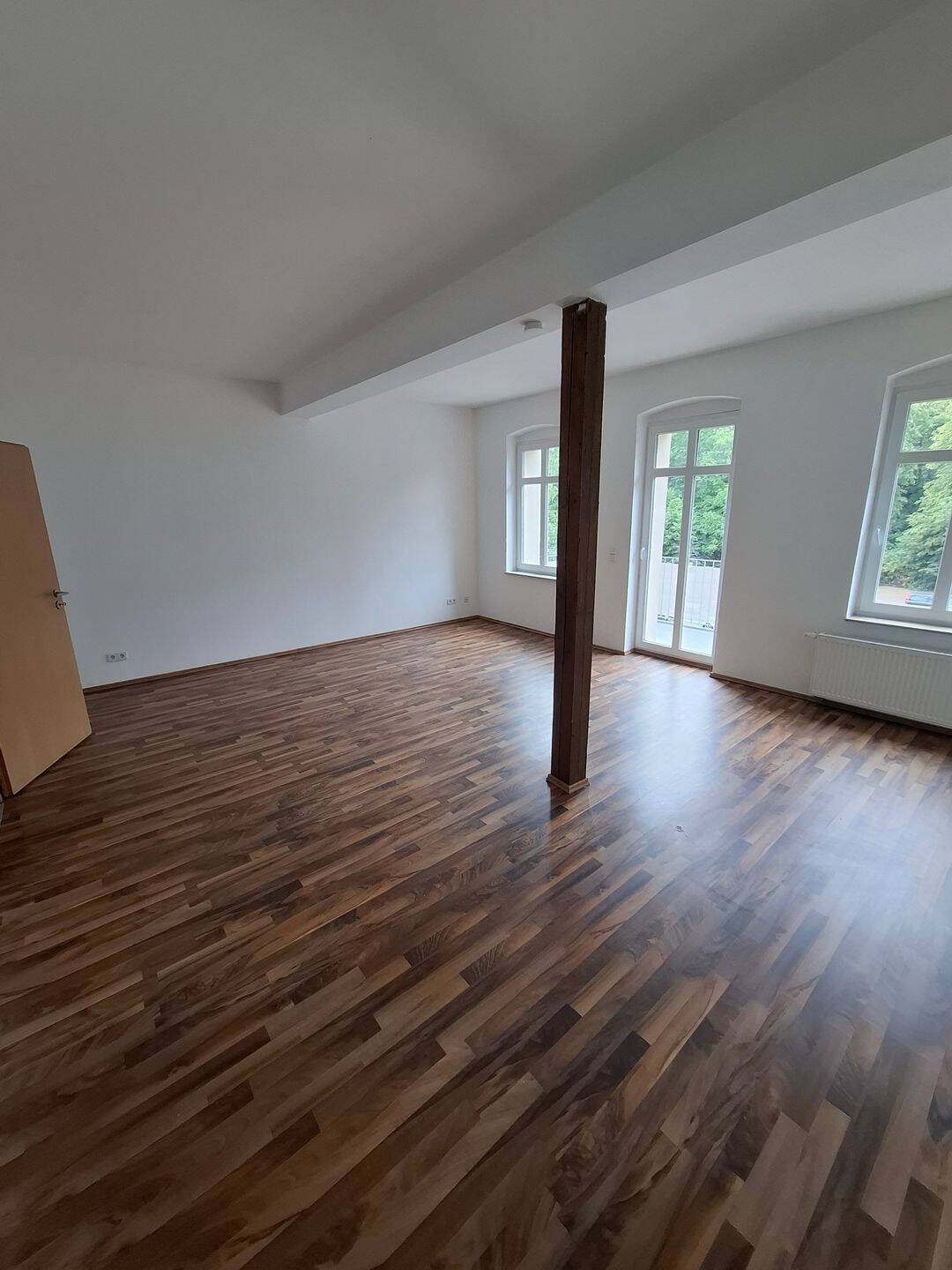 Hier ist sie, die große, lichtdurchflutet Familienwohnung, die Sie suchen.... – Chemnitz – Vorschaubild 5