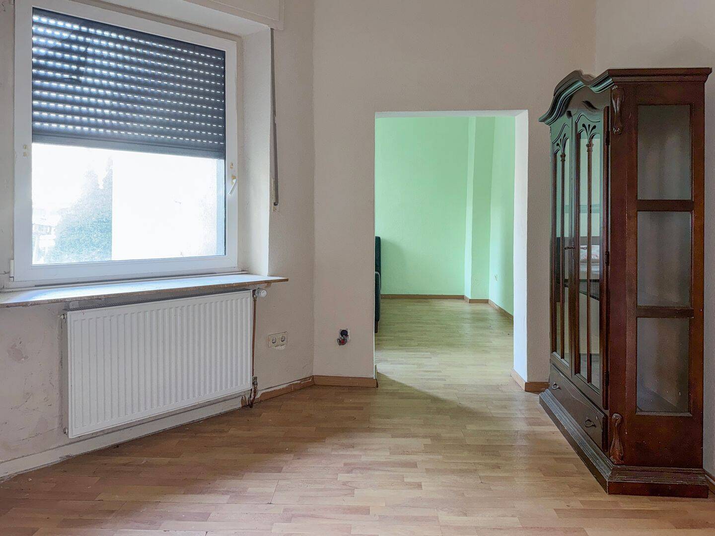 Mehrfamilienhaus mit 7 WE ca.442m² und 2 Garagen in Oberhausen KAPITALANLAGE -Nettorendite 10,06 %- – Oberhausen – Vorschaubild 2