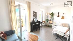 B & B Immobilien: Charmante Altbauwohnung - hochwertig kernsaniert und sofort zum Wohlfühlen