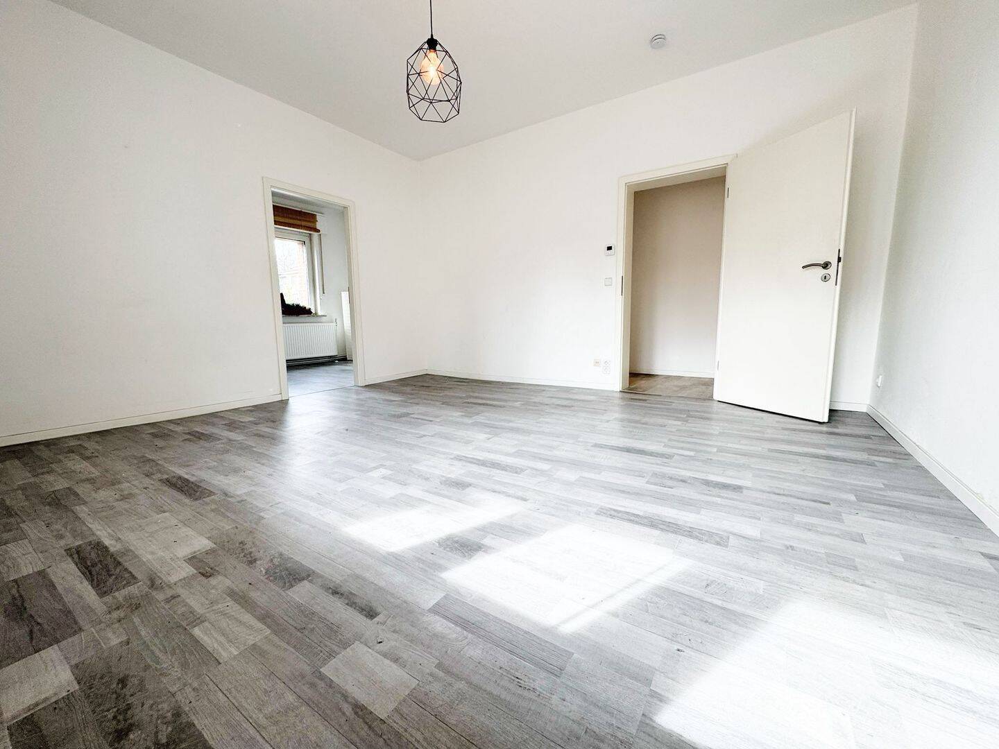 ohne Maklerprovision, 2-Zimmer mit Balkon und Stellplatz
