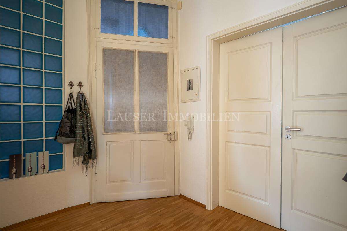 Schöne Drei-Zimmer-Wohnung mit Balkon im Stuttgarter Westen – Stuttgart – Vorschaubild 4