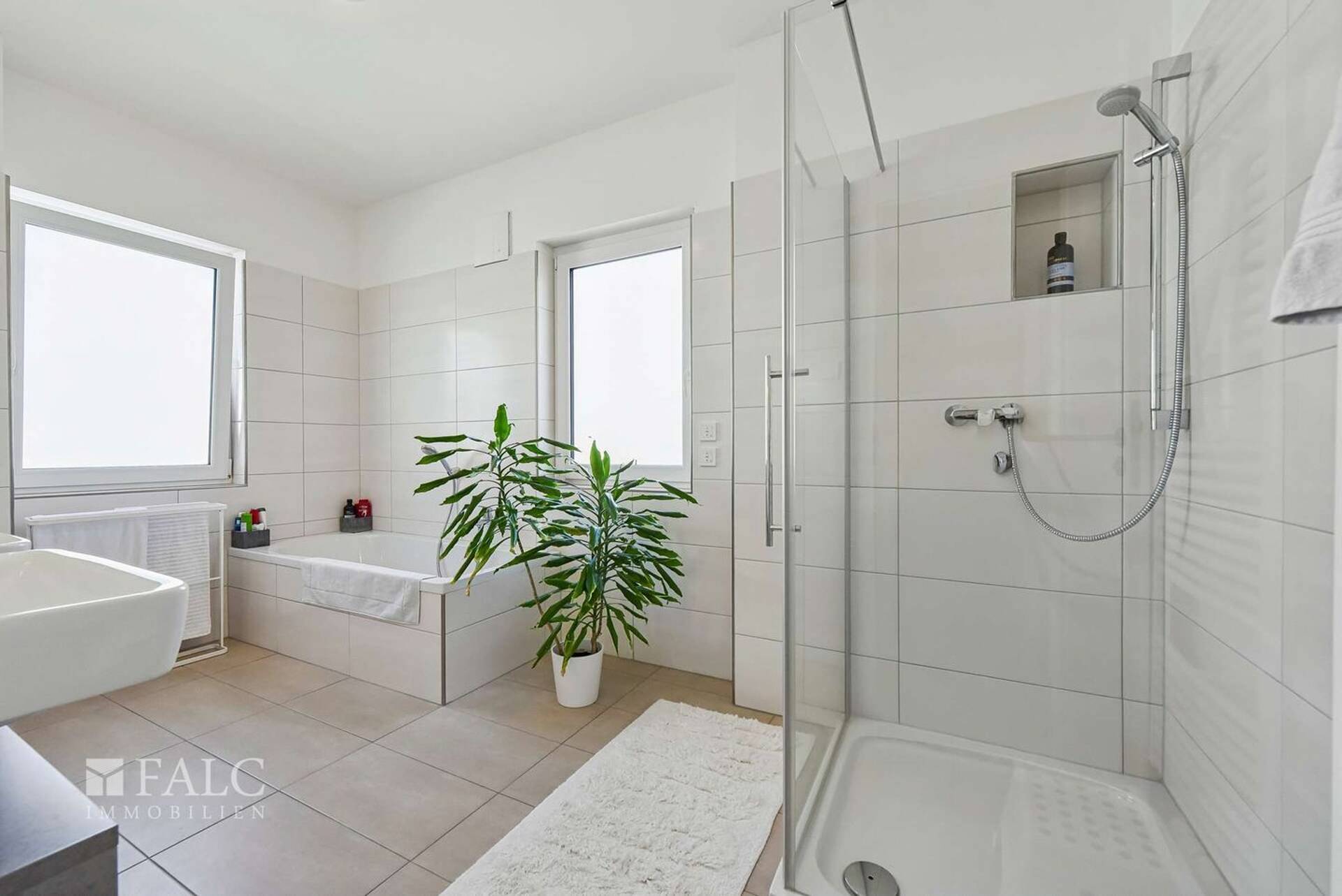 Haus in 76356 Weingarten (Baden) mit 129 m² kaufen
