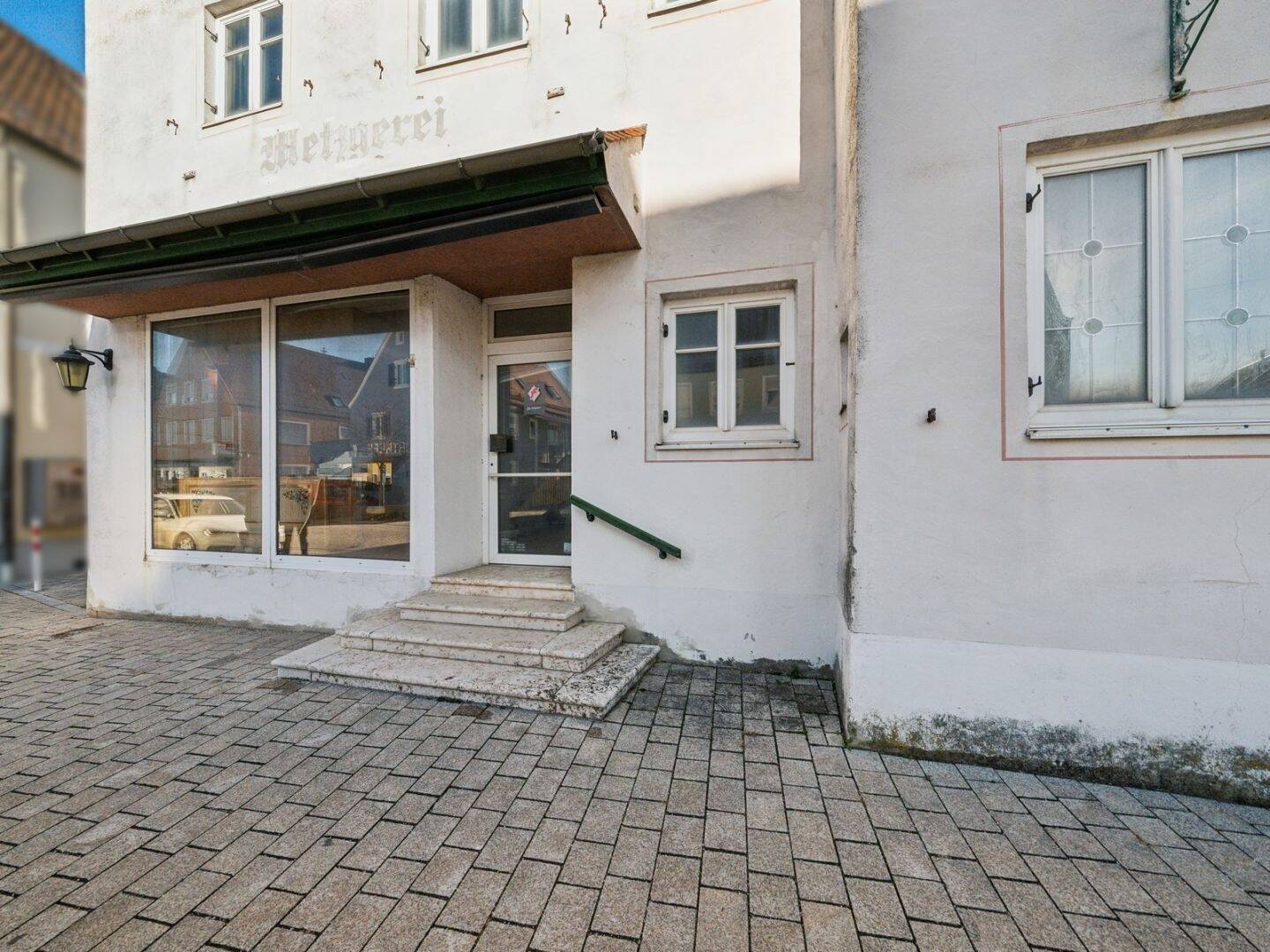 Denkmalschutz: Wohn- und Geschäftshaus in Rennertshofen – Rennertshofen – Vorschaubild 4