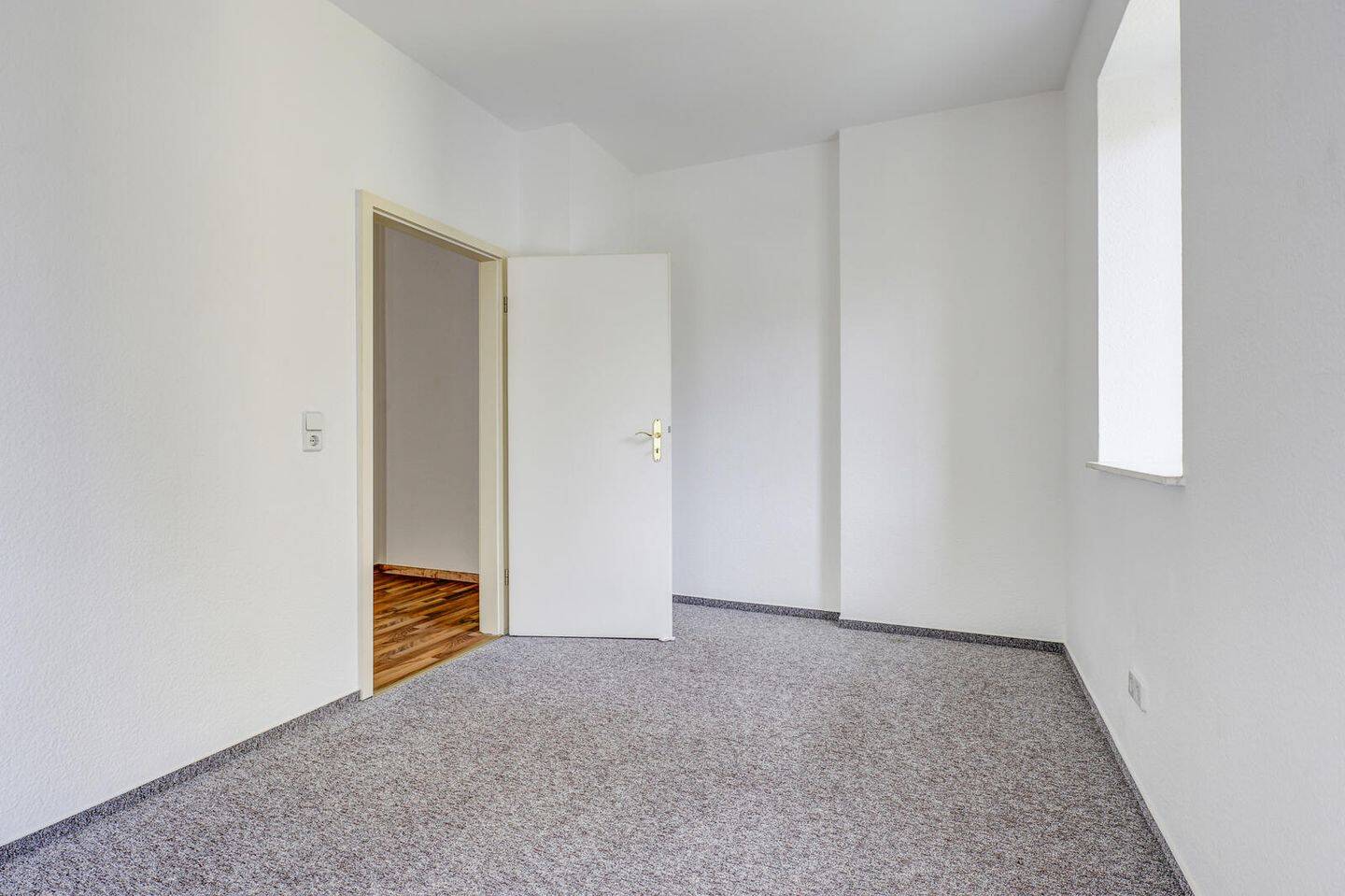 Exklusiv | leere 2-Zimmer ETW in Potsdam West | Wfl. 55,70 m² | Balkon | EBK | im Seitenflügel – Potsdam – Vorschaubild 6