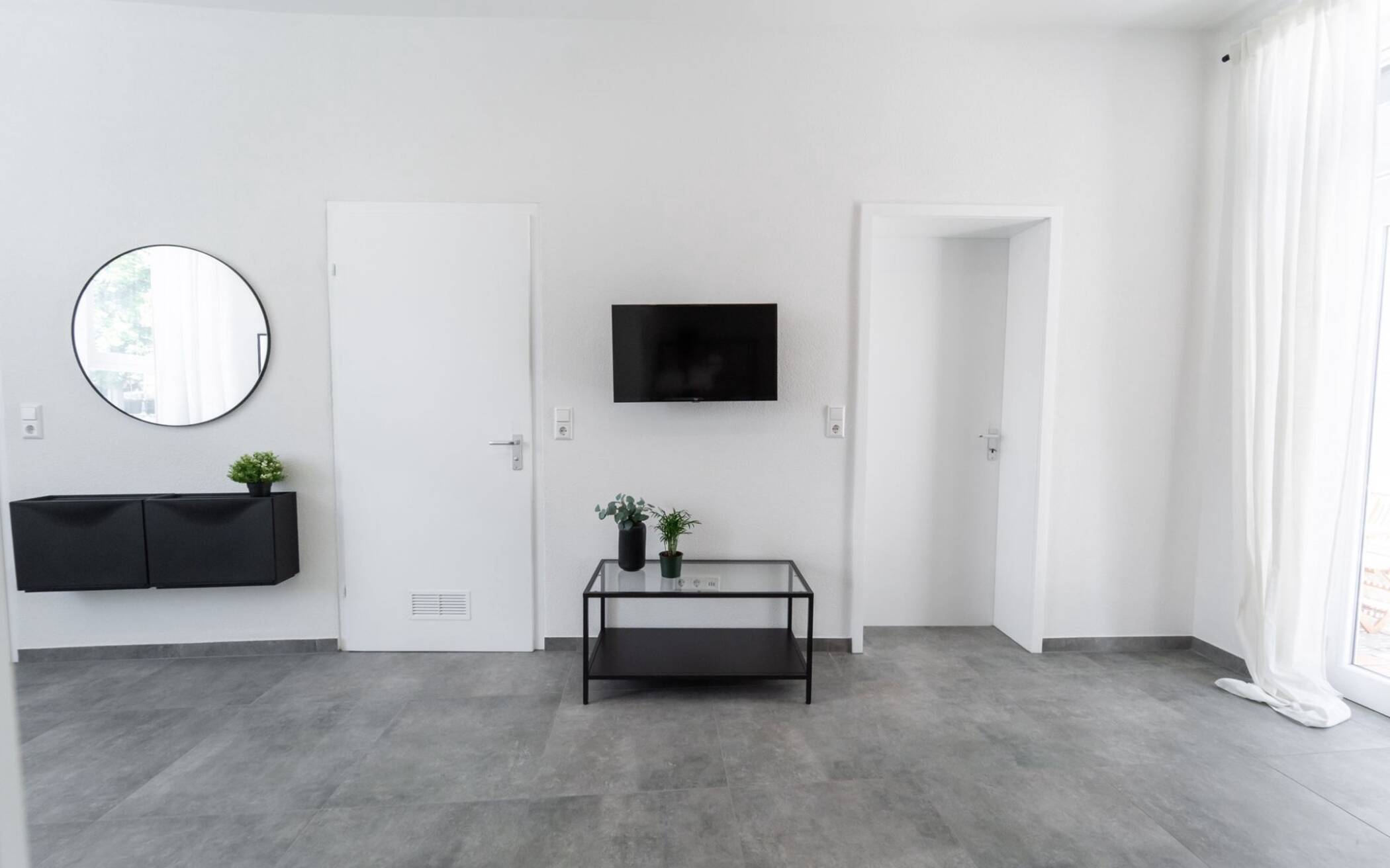 2-Zimmerwohnung Wohnen auf Zeit Reutlingen ab 1 Monat flexibel – Reutlingen – Vorschaubild 4