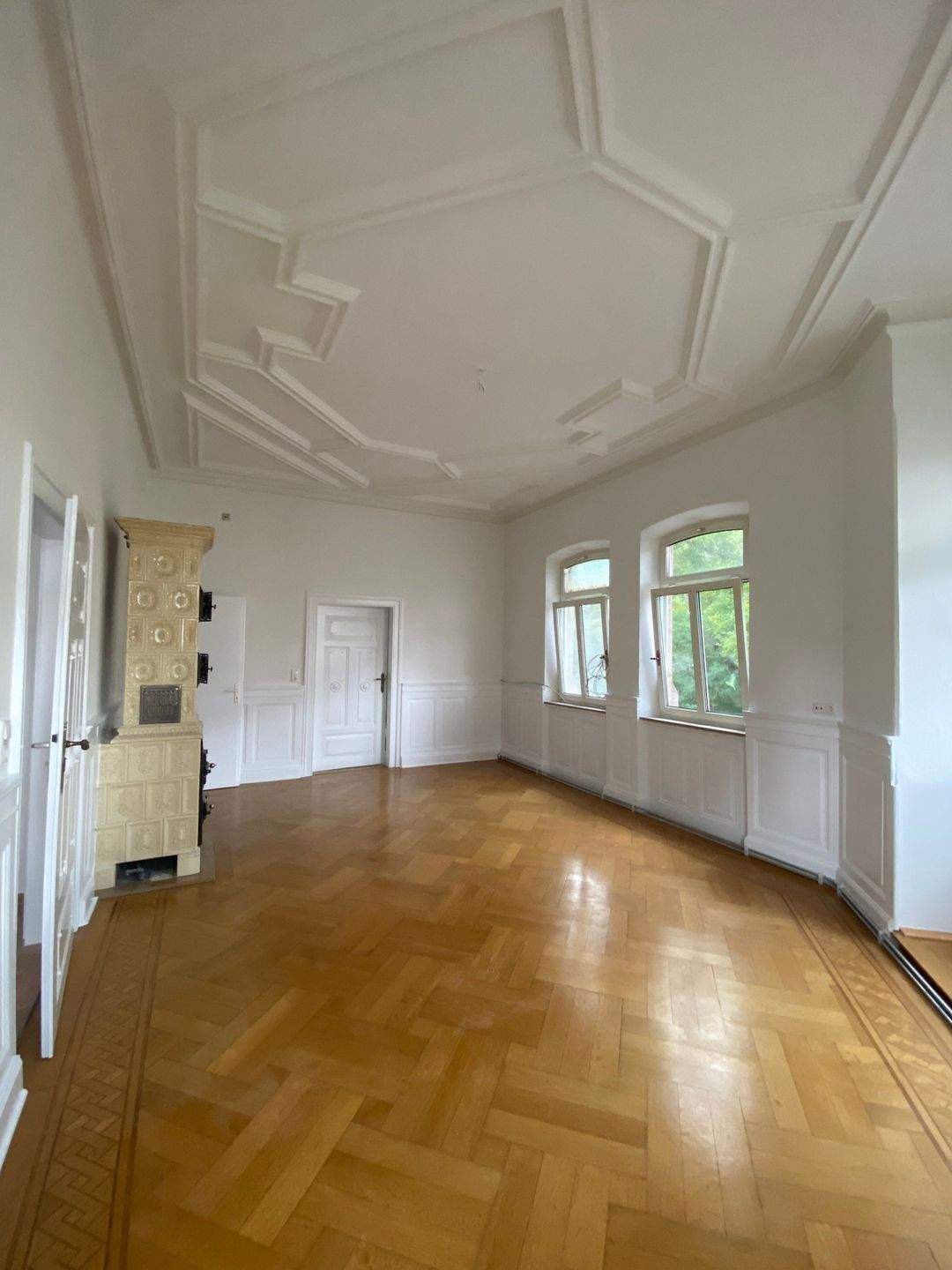 Herrschaftliche 2-Zimmer-Jugendstil-Wohnung in zentraler City-Lage – Fürth – Vorschaubild 4
